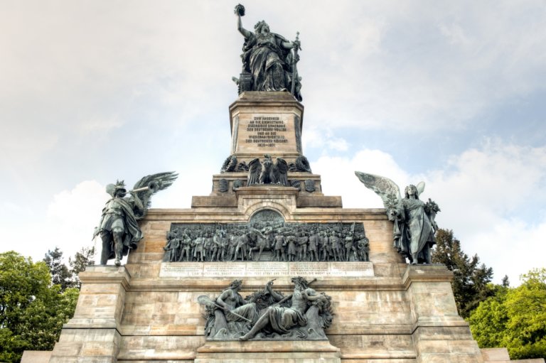 Herzlich Willkommen auf Niederwalddenkmal.de Niederwalddenkmal.de